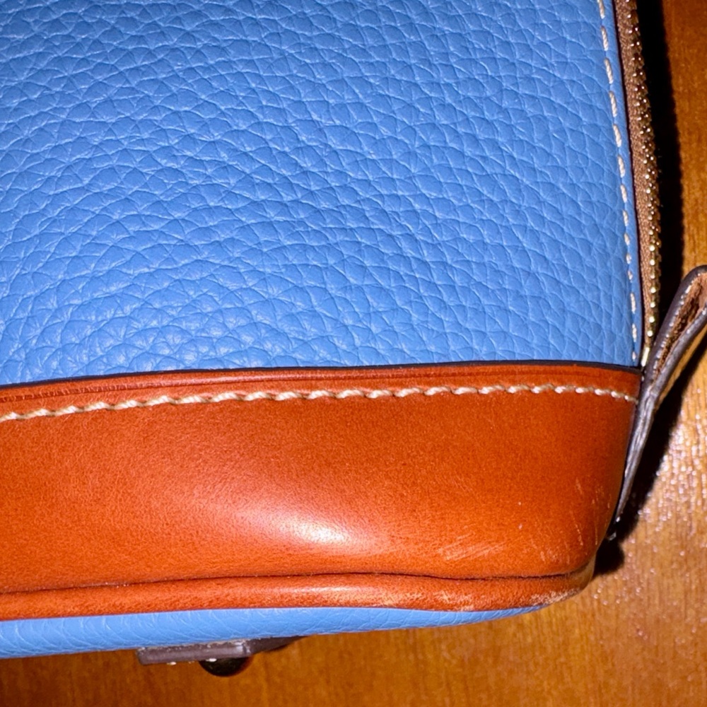 Dooney & Bourke Purse - Picture 3 of 13